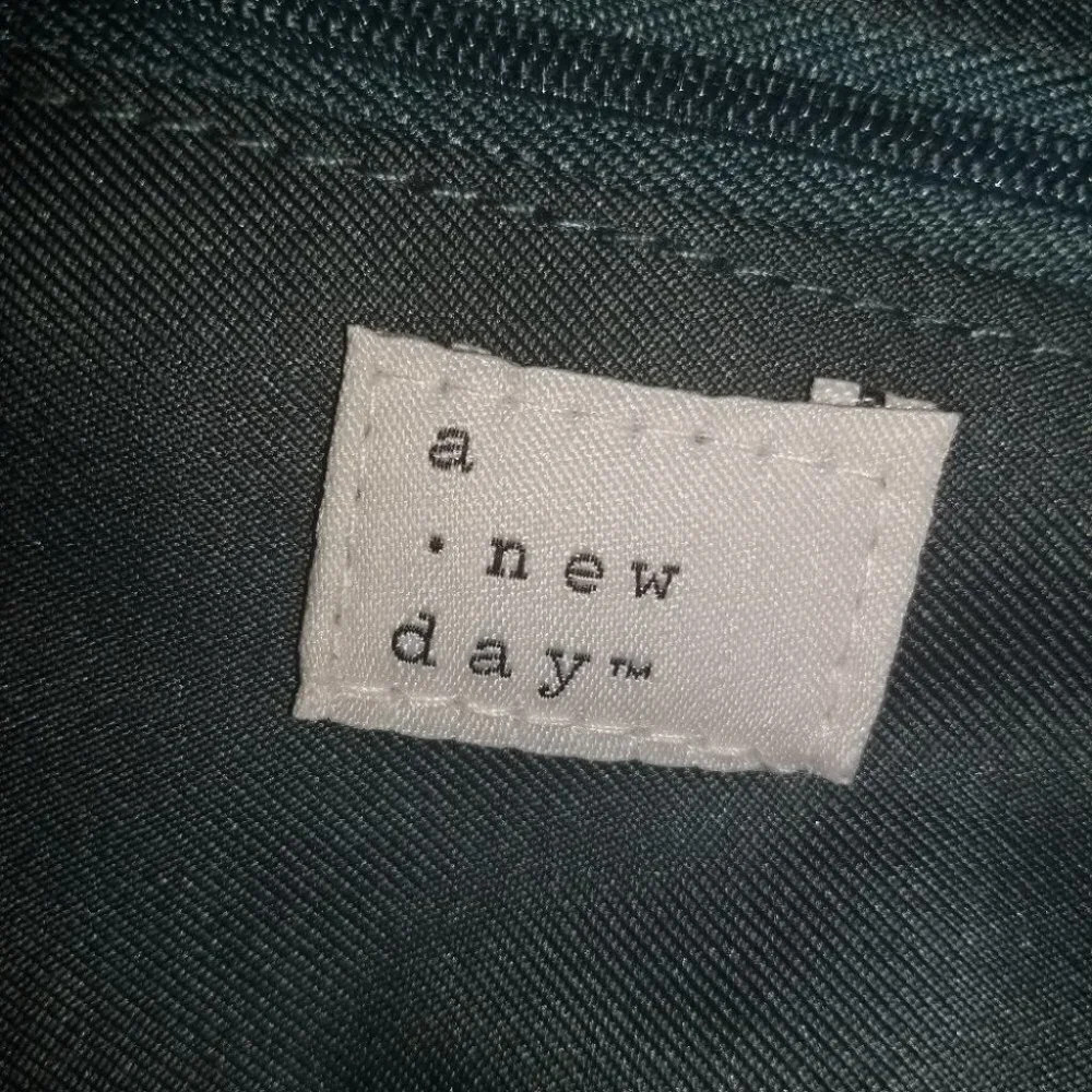 Purse by A New Day - Picture 4 of 5